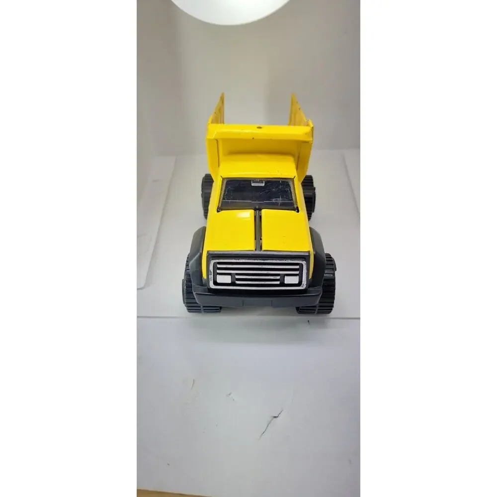 Vintage 80's Tonka Dump Truck, 8